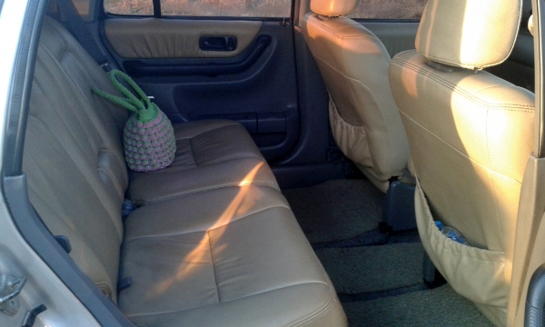 crv ปี 2000  เครื่องดี ช่วงล่างเงียบ เกียร์เพิ่งเปลี่ยน ซื้อไปใช้กันยาว ๆ