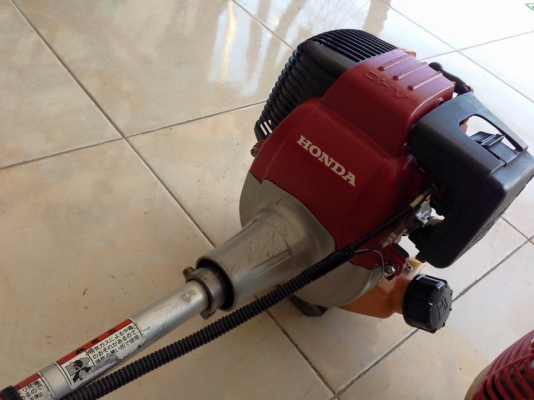 เครื่องตัดหญ้า HONDA 5 แรง 4 จังหวะ Made In Japan