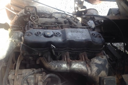 ISUZU NKR 110 HP 4BE1 ปี 36 ห้างแท้ หกล้อดั๊มพ์ กระบะดั๊มพ์เหล็ก 4 ตันความยาว 3.60 เมตร เครื่องแน่นแรงดีสุดๆครับไม่มีเยิ้ม ภายในเก๋งคอนโซลสวยครบ ช่วงล่างเดิมๆคัชซีสวยมากไม่มีตำหนิเลยครับ ยางสภาพดีประมาณ 70\% พร้อมใช้งาน เอกสารทะเบียนภาษีเต็มครบพร้อมโอน ราค