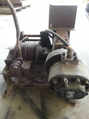 ขายวิน น้ำมันรุ่นใหม่ สลิง 4 หุน ดึงรถสิบล้อสบาย 27000