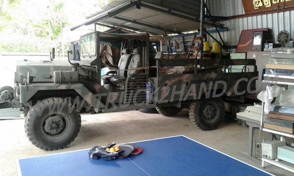 รถจิ๊ปทหาร   ยี่ห้อ   AOTOMODIVE   ปี 2547   รุ่น  KX37KC71