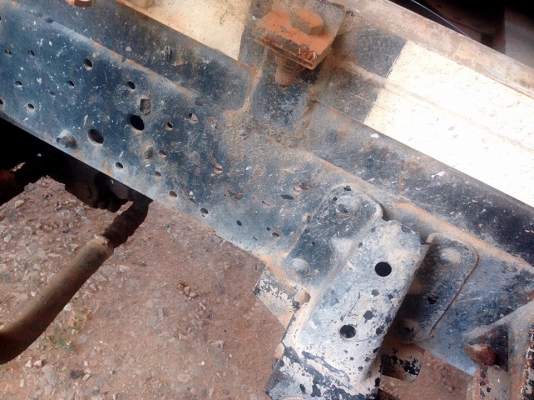 ***ขายแล้วครับขอบคุณ Truck2hand ขาย6ล้อโม่ปูน3คิว โม่ตรง ISUZU NKR 100HPประกอบ NKR57E 4BC2-100แรงฝาดำ เครื่องเดิมเกียร์เดิม เครื่องแน่น แห้งๆ แรงดี ไม่เยิ้มครับ เกียร์ดี เข้าง่าย ไม่หลุด ไม่หอน ช่วงล่างเดิมๆ 5น็อต หน้า-หลัง คัสซีดี เดิม ไม่ปะไม่ดาม โม่ปูน ***ขายแล้วครับขอบคุณ Truck2hand ขาย6ล้อโม่ปูน3คิว โม่ตรง ISUZU NKR 100HPประกอบ NKR57E 4BC2-100แรงฝาดำ เครื่องเดิมเกียร์เดิม เครื่องแน่น แห้งๆ แรงดี ไม่เยิ้มครับ เกียร์ดี เข้าง่าย ไม่หลุด ไม่หอน ช่วงล่างเดิมๆ 5น็อต หน้า-หลัง คัสซีดี เดิม ไม่ปะไม่ดาม โม่ปูน