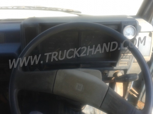 รถบรรทุก 6 ล้อดัมพ์ ISUZU NPR เกียร์สั้น  115 แรงม้า สามารถดูสภาพรถและทดลองขับได้ก่อนและต่อรองราคาได้อีกครับ