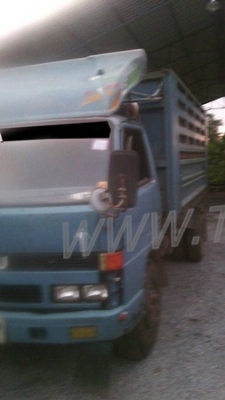 รถบรรทุก 6 ล้อดัมพ์ ISUZU NPR เกียร์สั้น  115 แรงม้า สามารถดูสภาพรถและทดลองขับได้ก่อนและต่อรองราคาได้อีกครับ