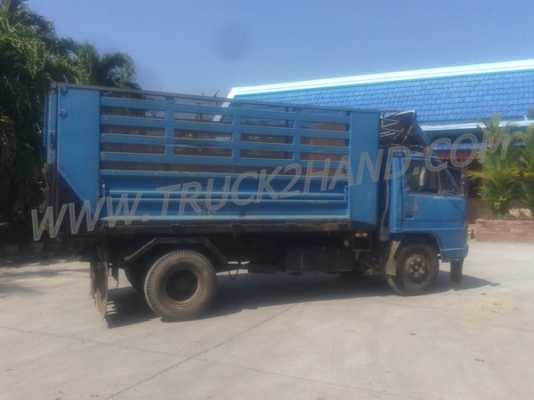 รถบรรทุก 6 ล้อดัมพ์ ISUZU NPR เกียร์สั้น  115 แรงม้า สามารถดูสภาพรถและทดลองขับได้ก่อนและต่อรองราคาได้อีกครับ