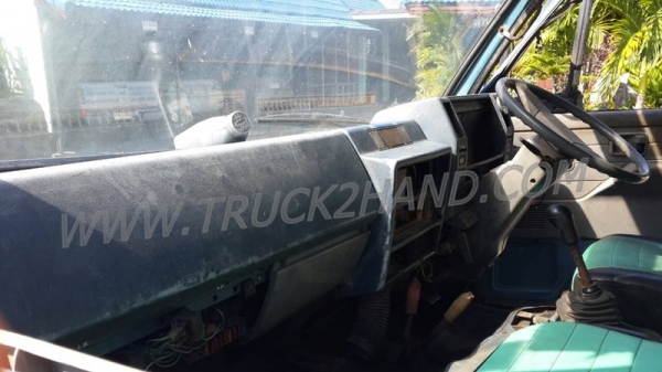 รถบรรทุก 6 ล้อดัมพ์ ISUZU NPR เกียร์สั้น  115 แรงม้า สามารถดูสภาพรถและทดลองขับได้ก่อนและต่อรองราคาได้อีกครับ