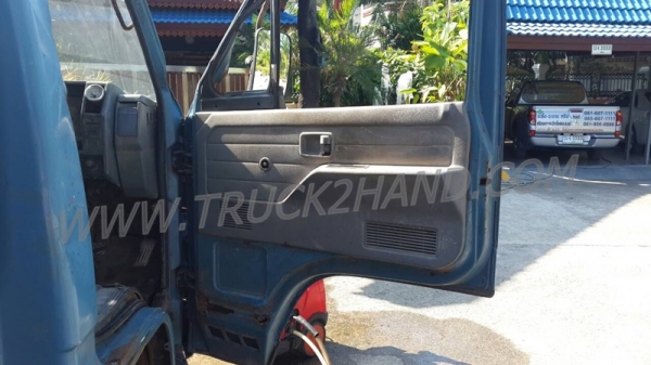 รถบรรทุก 6 ล้อดัมพ์ ISUZU NPR เกียร์สั้น  115 แรงม้า สามารถดูสภาพรถและทดลองขับได้ก่อนและต่อรองราคาได้อีกครับ