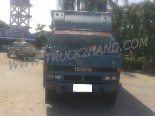 รถบรรทุก 6 ล้อดัมพ์ ISUZU NPR เกียร์สั้น  115 แรงม้า สามารถดูสภาพรถและทดลองขับได้ก่อนและต่อรองราคาได้อีกครับ