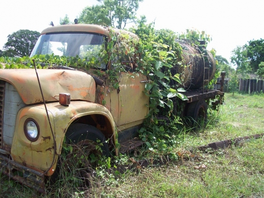 ขายรถ บรรทุกโบราณ ยี่ห้อ อินเตอ ขายรถ บรรทุกโบราณ ยี่ห้อ อินเตอ