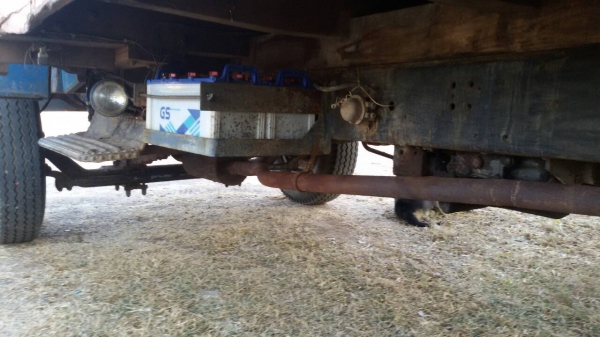 หกล้อ อีซูซุ165แรง power ช่วงล่างใหญ่ 7เกียร์ สโลส์อินเตอร์4สปรึค สภาพพร้อมลุย ทะเบียน พร้อมโอน