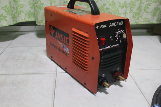 ขายเชื่อมอินเวอร์เตอร์ ยีห้อ jasic arc 160 สภาพพร้อมใช้อุปกรณ์ครบครับ