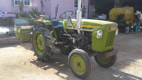 รถไถนา แบบนั่งขับ YANMAR 20 แรงม้า มือสองญี่ปุ่น ยังไม่เคยใช้งานในไทย