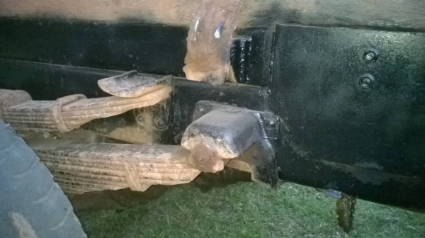 ขาย 6 ล้อหัวยาวดั้ม เครื่อง DA640 140 แรงม้า เฟืองท้าย FUSO คัสซีสวย ดั้มดี มีเล่มทะเบียนแต่ไม่มีชุดโอน ราคาต่อรองได้