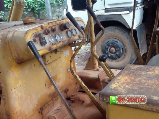 ขายรถแทรกเตอร์ 2 คัน CAT D 4