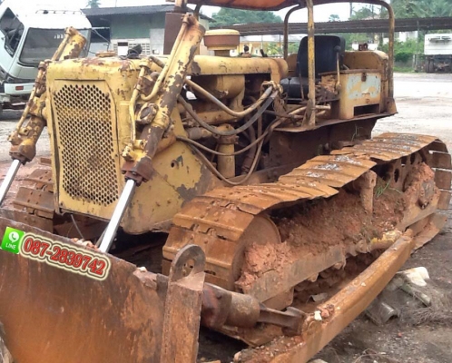 ขายรถแทรกเตอร์ 2 คัน CAT D 4