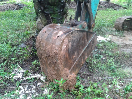 ขายรถแบคโฮ  ขายไป จ.กระบี่