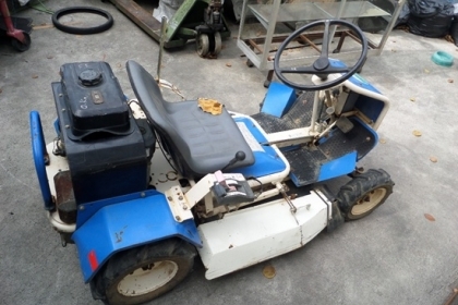 ขาย รถตัดหญ้าแบบนั่งขับ OREC RM82A 14 hp เครื่อง KAWASAKI 290V นำเข้าจากญี่ปุ่น ราคา42,000