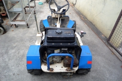 ขาย รถตัดหญ้าแบบนั่งขับ OREC RM82A 14 hp เครื่อง KAWASAKI 290V นำเข้าจากญี่ปุ่น ราคา42,000