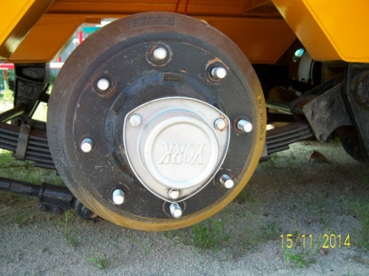 รถเทรลเลอร์ bulk cement 3 เพลาใหม่ ไม่ยก 32 cu.m ราคา 930,000 ติดต่อคุณนริศ 081-733-5156 รถเทรลเลอร์ bulk cement 3 เพลาใหม่ ไม่ยก 32 cu.m ราคา 930,000 ติดต่อคุณนริศ 081-733-5156