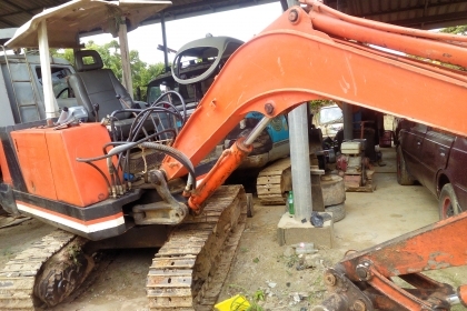 ขายรถแบคโฮเล็ก KUBOTA  kh  40  รถสวยพร้อมใช้ราคาถูก