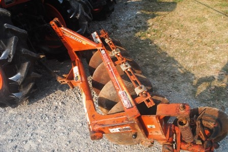 ขายรถไถ Kubota L 4508 DI special(4WD) พร้อมดันหน้าช้าง+ผานพรวนช้าง สีเดิมครับ