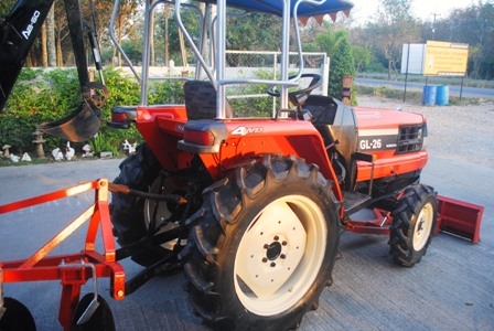 ขายรถไถ Kubota GL-26 (4WD) พร้อมดันหน้า+ผาน รถพร้อมใช้งานครับ ขายรถไถ Kubota GL-26 (4WD) พร้อมดันหน้า+ผาน รถพร้อมใช้งานครับ