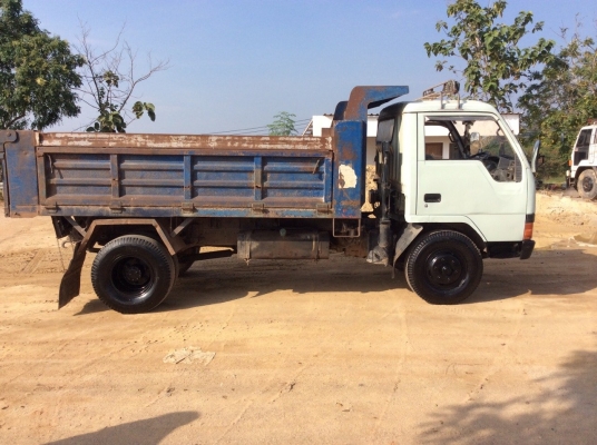 ยละเอียด..MITSU CANTER ดั๊ม เดิมๆ บางๆ ครัทซีสวย ช่วงล่างใหญ่ พวง มาลับพาว์เวอร์ เครื่อง110แรง ขาย 380,000 บาท