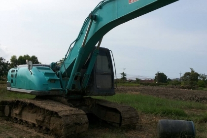 ขายรถแบคโฮ KOBELCO sk 200-5 super ซื้อมา 1 ปีสภาพ 100\% ด่วน ขายรถแบคโฮ KOBELCO sk 200-5 super ซื้อมา 1 ปีสภาพ 100\% ด่วน