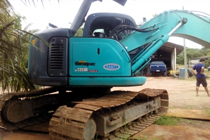 ขายแบคโฮ KOBELCO 135 YY 04 รถสวยพร้อมใช้ ขายแบคโฮ KOBELCO 135 YY 04 รถสวยพร้อมใช้