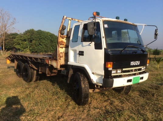 10ล้อ ISUZU 210แรง (ฝาส้ม) 2เพลา เบรคจิฟฟี่ พวงมาลัยพาว์เวอร์ ครัทซีสวย เครื่องดี แรงดี ขับดี กำลังดี ขาย 750,000 บาท