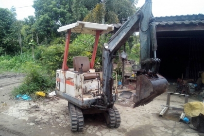 ขายรถแบคโฮMITSUBICHI รถพร้อมใช้ราคาถูก