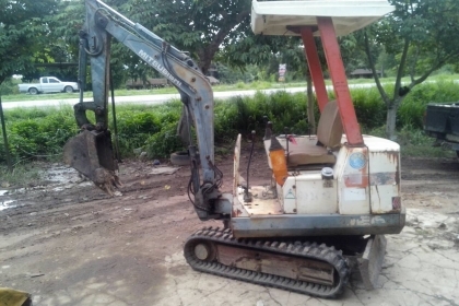 ขายรถแบคโฮMITSUBICHI รถพร้อมใช้ราคาถูก