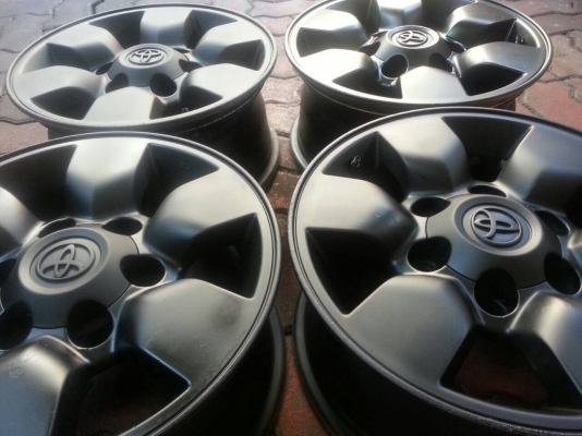 ขายล้อ  VIGO 6 รู  7 x 16  สีดำด้าน