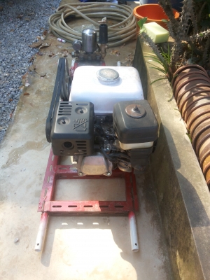 ขายเครื่องสูบน้ำ+ปั๊มฉีดยา ขายเครื่องสูบน้ำ+ปั๊มฉีดยา