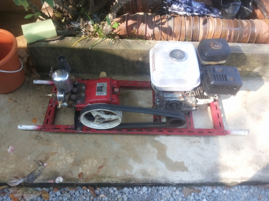 ขายเครื่องสูบน้ำ+ปั๊มฉีดยา