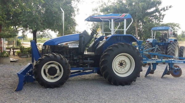 ขายด่วน รถไถ Ts90 สภาพพร้อมใช้งาน