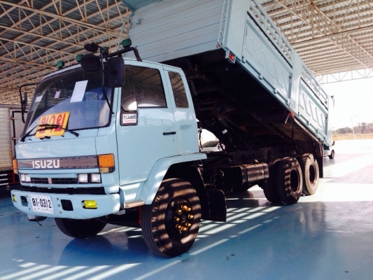 10 ล้อ ดั้ม  195  แรง   ISUZU ปี  2542