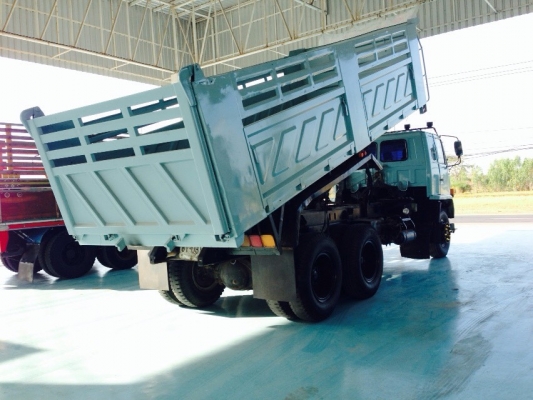 10 ล้อ ดั้ม  195  แรง   ISUZU ปี  2542