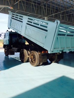 10 ล้อ ดั้ม  195  แรง   ISUZU ปี  2542