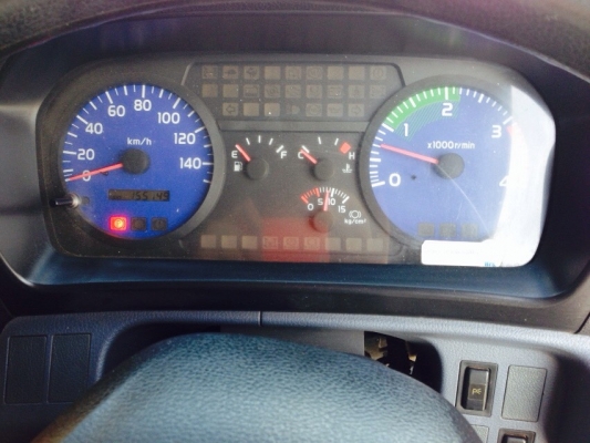 6ล้อ HINO 150  แรง ตู้แห้ง ปี 2547