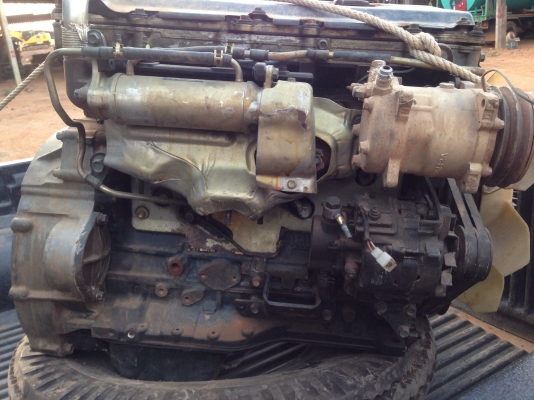 ขายเครื่องอีซูซุ 4HL 80,000 บาท มีใบคุม ขายเครื่องอีซูซุ 4HL 80,000 บาท มีใบคุม