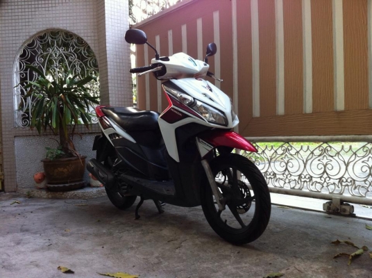 ขออนุญาติขาย Honda Click 110i ตัว TOP ล้อแม็กแท้ สีขาวมุก โอนให้ฟรีครับ