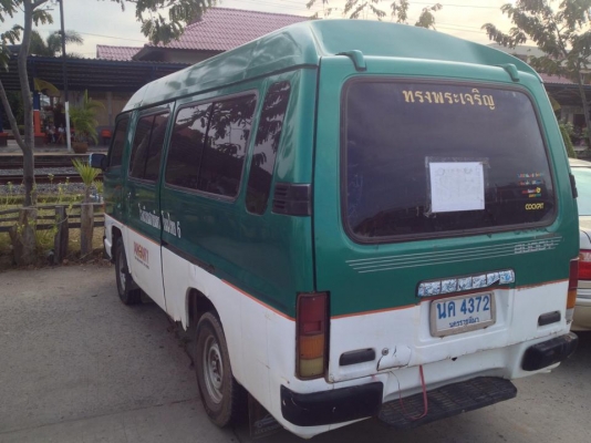 ขายรถตู้ ISUZU BUDDY สีเขียวปี 96 (เครื่องมังกร)