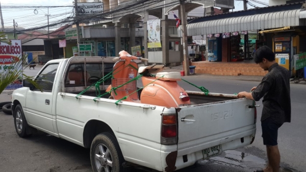 วุฒิ นนบุรี บริการรับซื้อมอไซค์โบราณทุกรุ่นรับซื้อถึงหน้าบ้านท่านคับ