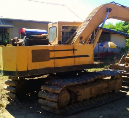 ***ขายแล้วครับขอบคุณ Truck2hand ขายแบคโฮ HYD.EXCAVATOR MITSUBISHI MS110-5 เครื่องเดิม ปั้มเดิม เครื่องMITSU 4D30 4สูบ เครื่องดีแรง ปั้มดี แน่นดี ทำงานดี คล่องตัว บูมอาร์มดีไม่ปะ บุ้งกี๋ไม่ผุ เอวดีแน่น ช่วงล่าง70\% โซ่ดี โรลเลอร์ดี มีแตก1ลูก เฟรมไม่ผุ ตีนตะ