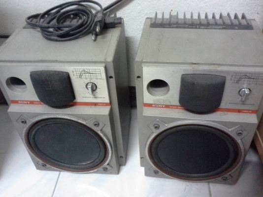 ขายเครื่องเสียง USA. ใหม่100\% แท้ๆ หลายรายการ ขายเครื่องเสียง USA. ใหม่100\% แท้ๆ หลายรายการ