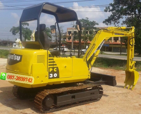 ขายรถแบคโฮ Komatsu pc 30-6