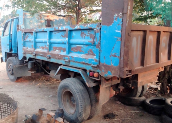 **399,000 บ.ต่อรอง**ขาย6ล้อดั้มดิน5คิว ISUZU NPR115-ประกอบ NPR57L เครื่อง4BD1-115ฝาดำ (ลงเล่ม) เครื่องแน่น แรงดีครับ แห้งๆไม่เยิ้ม เกียร์ดี ไม่หลุด เกียร์สั้นแล้ว เข้าง่ายไม่หลุด ช่วงล่างใหญ่ Fหน้า-หลัง คัสซีดี ไม่ผุ เสริมบน-ล่างแล้ว แข็งแรง กระบะดั้ม5ตัน **399,000 บ.ต่อรอง**ขาย6ล้อดั้มดิน5คิว ISUZU NPR115-ประกอบ NPR57L เครื่อง4BD1-115ฝาดำ (ลงเล่ม) เครื่องแน่น แรงดีครับ แห้งๆไม่เยิ้ม เกียร์ดี ไม่หลุด เกียร์สั้นแล้ว เข้าง่ายไม่หลุด ช่วงล่างใหญ่ Fหน้า-หลัง คัสซีดี ไม่ผุ เสริมบน-ล่างแล้ว แข็งแรง กระบะดั้ม5ตัน