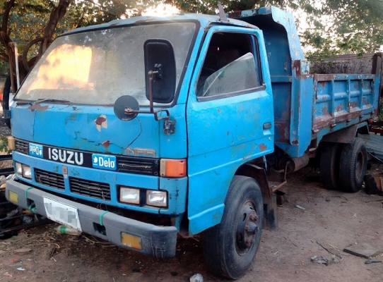 **399,000 บ.ต่อรอง**ขาย6ล้อดั้มดิน5คิว ISUZU NPR115-ประกอบ NPR57L เครื่อง4BD1-115ฝาดำ (ลงเล่ม) เครื่องแน่น แรงดีครับ แห้งๆไม่เยิ้ม เกียร์ดี ไม่หลุด เกียร์สั้นแล้ว เข้าง่ายไม่หลุด ช่วงล่างใหญ่ Fหน้า-หลัง คัสซีดี ไม่ผุ เสริมบน-ล่างแล้ว แข็งแรง กระบะดั้ม5ตัน **399,000 บ.ต่อรอง**ขาย6ล้อดั้มดิน5คิว ISUZU NPR115-ประกอบ NPR57L เครื่อง4BD1-115ฝาดำ (ลงเล่ม) เครื่องแน่น แรงดีครับ แห้งๆไม่เยิ้ม เกียร์ดี ไม่หลุด เกียร์สั้นแล้ว เข้าง่ายไม่หลุด ช่วงล่างใหญ่ Fหน้า-หลัง คัสซีดี ไม่ผุ เสริมบน-ล่างแล้ว แข็งแรง กระบะดั้ม5ตัน