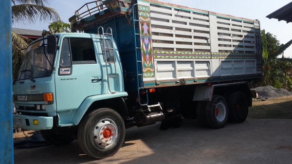 ขายสิบล้อ ROCKY นางฟ้า 240 FXZ ของแท้ เจ้าของขายเอง จัดไฟแนนซ์ได้